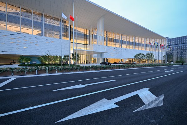 股票配资博客 高标准服务保障国事活动，这座中国气派“国家会客厅”投运